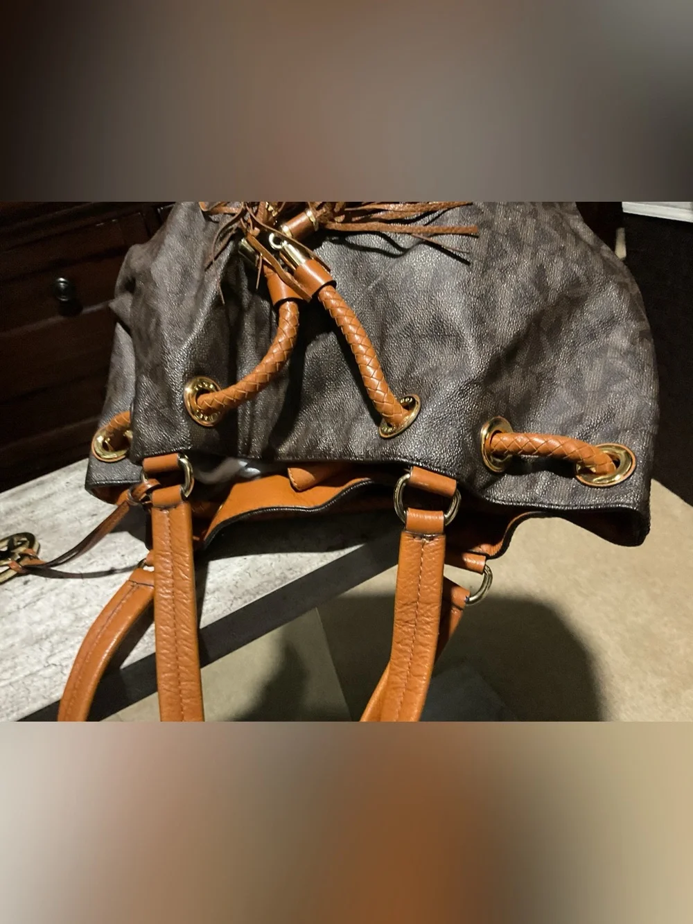 Michael Kors Bucket Bag